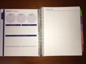 Front Page Month 300x225 Plum Planner   Review